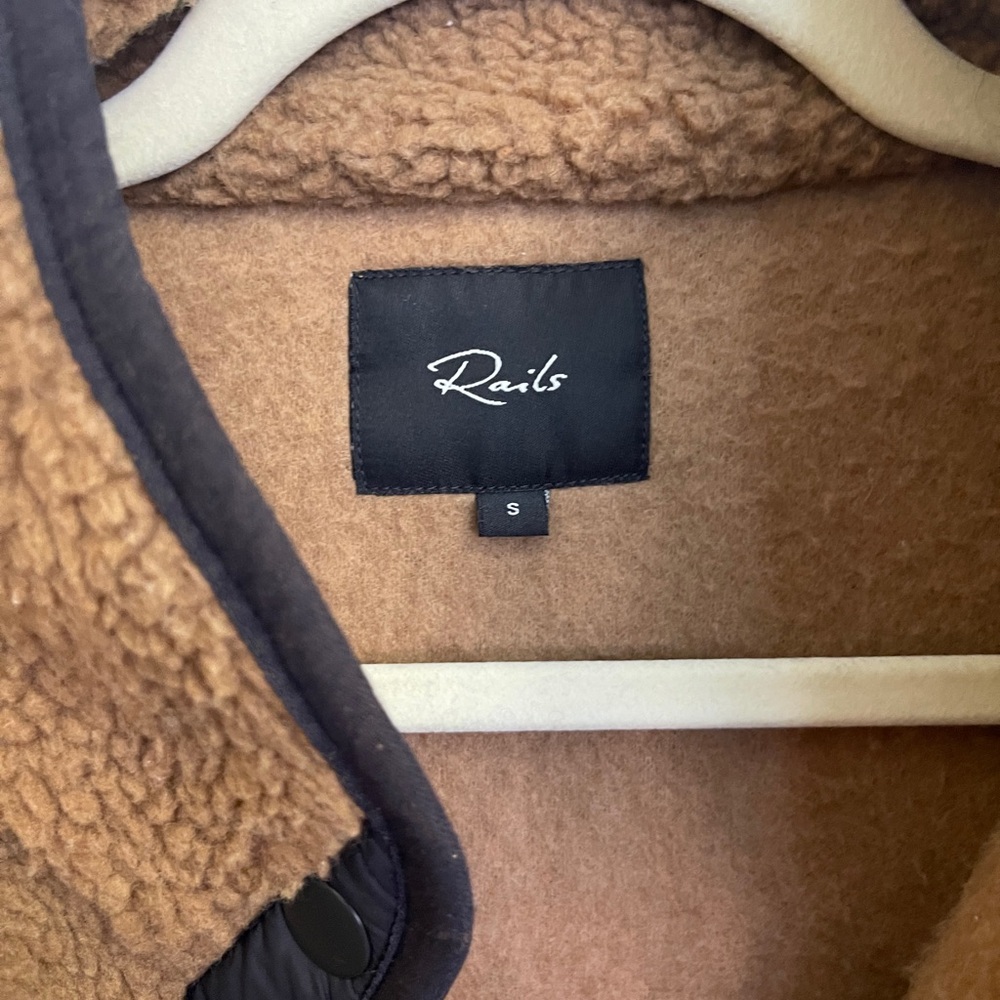 Rails jacket - Picture 2 of 2